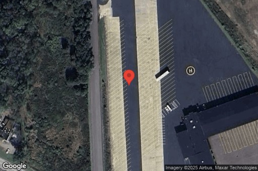 Truck and Trailer parking 3035 Lynnwood Dr, Hermitage, PA - 1