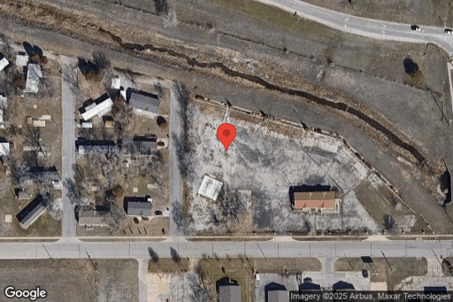 Truck and Trailer parking 3825 S Seneca St, Wichita, KS - 1