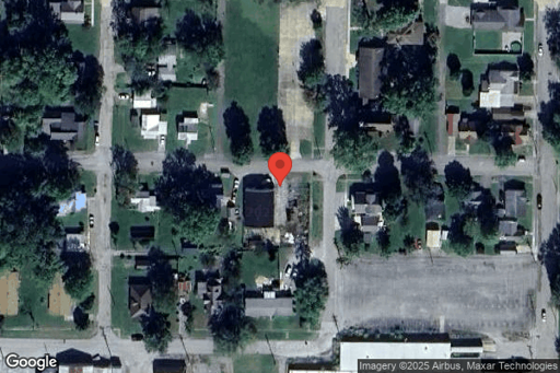 Truck parking 502 W Summit St, Fairfield, IL - 1