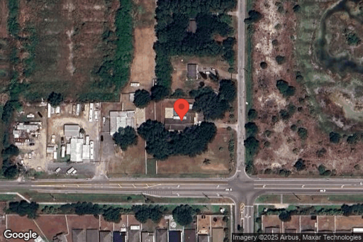 Truck parking 7814 Symmes Rd, Gibsonton, FL - 1