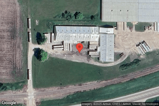 Truck and Trailer parking 3701 Old State Hwy 92, Knoxville, IA - 1