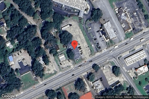 Truck parking 708 E Oglethorpe Hwy, Hinesville, GA - 1
