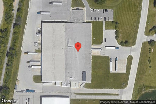 Truck and Trailer parking 700 Heritage Rd, De Pere, WI - 1