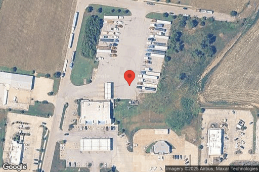 Truck and Trailer parking 3760 South Eason Boulevard, Tupelo, MS - 1