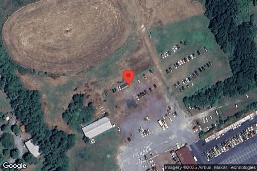 Truck and Trailer parking 10182 South Dupont Highway, Felton, DE - 1