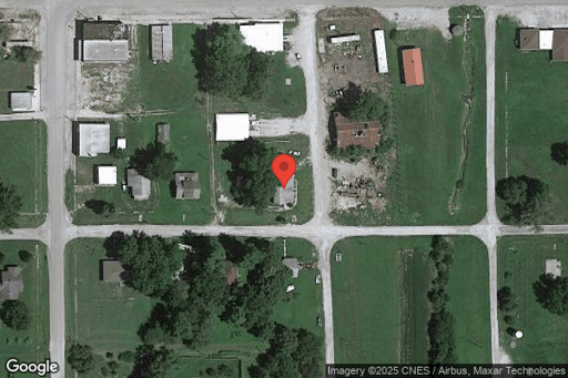 Truck and Trailer parking 201 West Oak Street, Skidmore, MO - 1