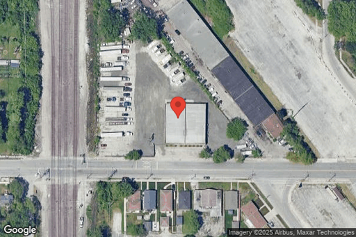 Truck parking 420 East 142nd Street, Dolton, IL - 1