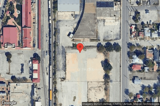 Truck and Trailer parking 223 S Cherry St, San Antonio, TX - 1
