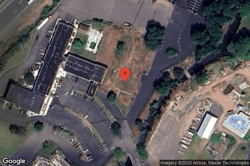 Truck and Trailer parking 51 Hartford Turnpike, Vernon, CT - 1