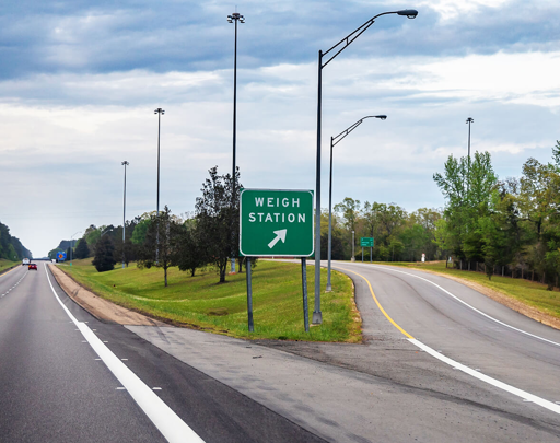 Find Your Truck Parking Lot - 27