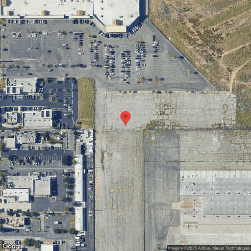 Truck and Trailer parking 1521 S Riverside Ave, Rialto, CA - 1