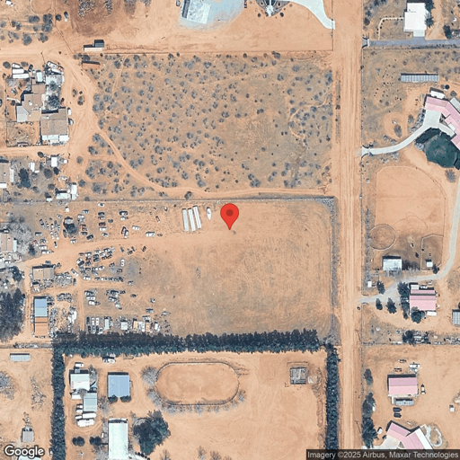 Truck parking 14270 Japatul Rd, Apple Valley, CA - 1