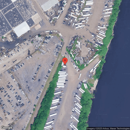 Truck and Trailer parking 2950R Kirkbride St, Philadelphia, PA - 1