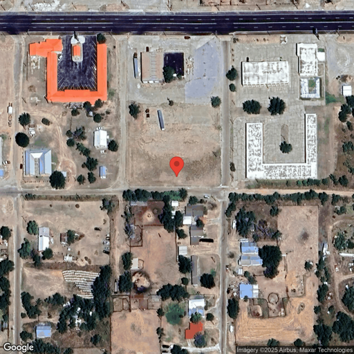 Truck parking 906 E 12th St, Shamrock, TX - 1