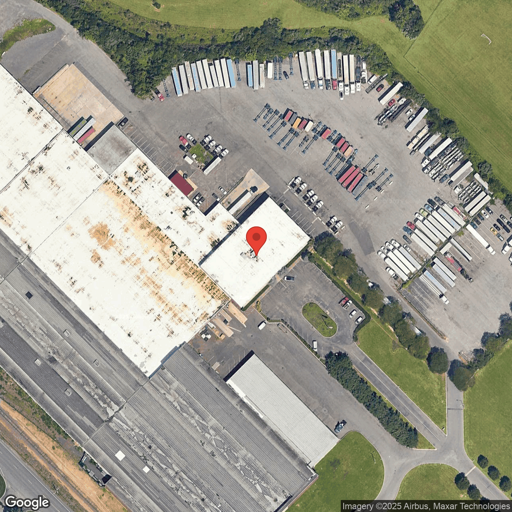 Truck and Trailer parking 4000 Bordentown Ave, Sayreville, NJ - 1