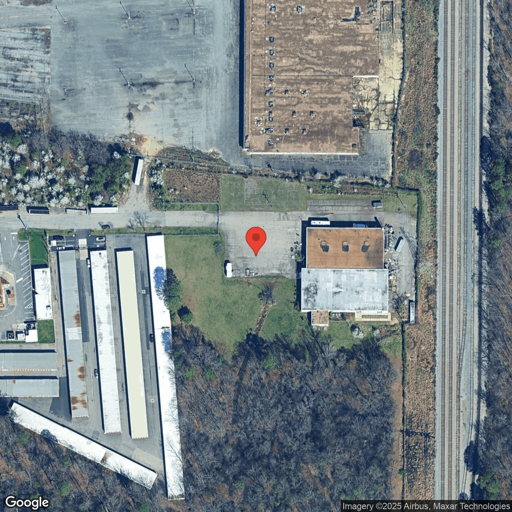 Truck and Trailer parking 4725 Richmond Hwy, Richmond, VA - 1