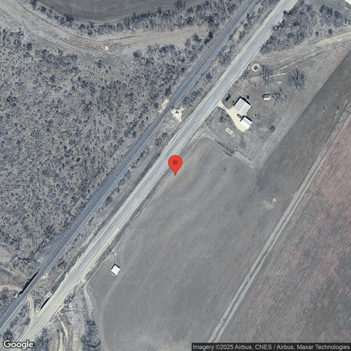 Truck and Trailer parking 14936 471 S South, Natalia, TX - 1