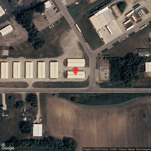 Truck parking 301 Rezin Ave, Albert Lea, MN - 1