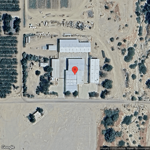 Truck and Trailer parking 43940 W North Ave, Firebaugh, CA - 1