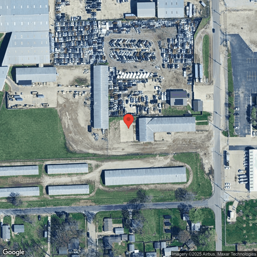 Truck parking 1631 Groth St, Springfield, IL - 1