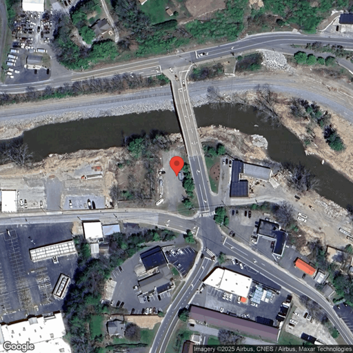 Truck parking 36 Greenwood Rd, Spruce Pine, NC - 1