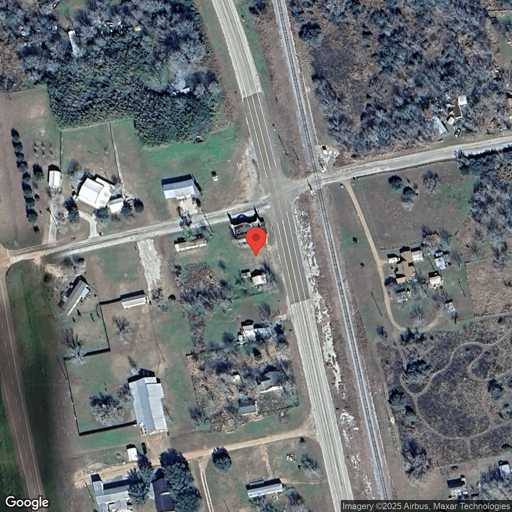 Truck parking 318 TX-105 Loop, Cuero, TX - 1