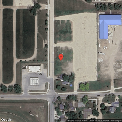 Truck and Trailer parking 317 W 18th St, Spencer, IA - 1