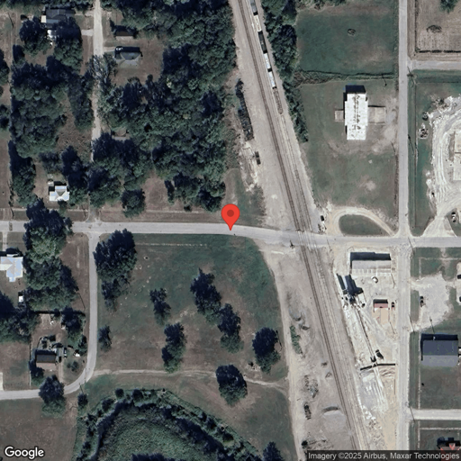 Truck parking 690 E 2nd St, Okmulgee, OK - 1