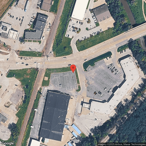 Truck parking 1851 Madison Ave, Council Bluffs, IA - 1