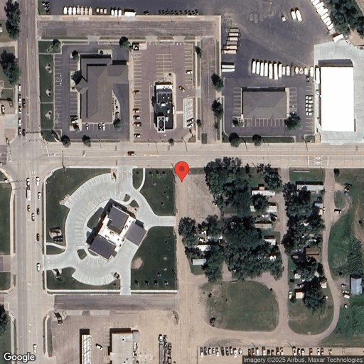 Truck and Trailer parking 703 E Havens Ave, Mitchell, SD - 1