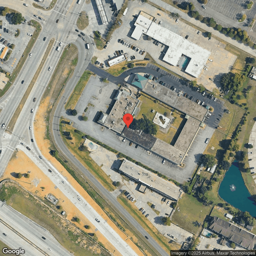 Truck parking 10455 Reiger Rd, Baton Rouge, LA - 1