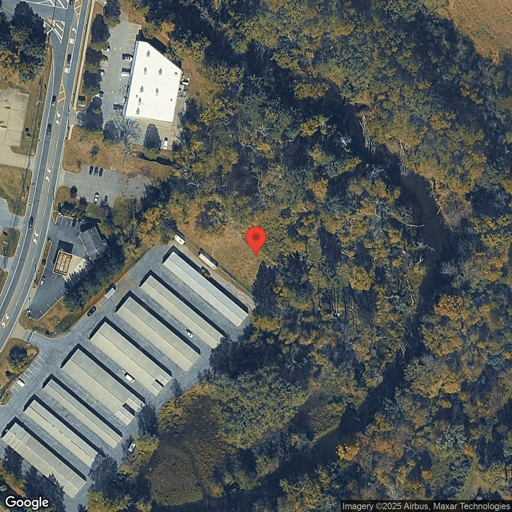 Truck parking 2006 NJ-57, Hackettstown, NJ - 1