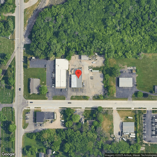 Truck parking 634 W Airport Rd, Menasha, WI - 1