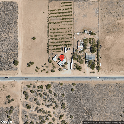 Truck and Trailer parking 13554 Ranchero Rd, Hesperia, CA - 1