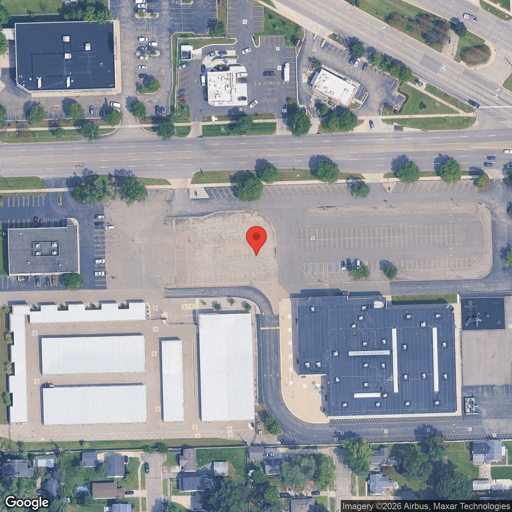 Truck and Trailer parking 28153 Eight Mile Rd, Farmington Hills, MI - 1