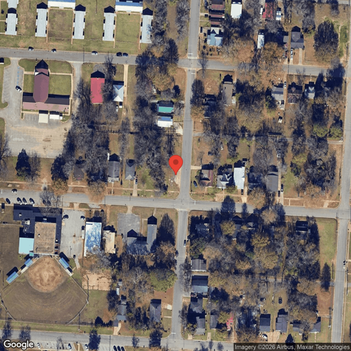 Truck parking 2900 18th St, Tuscaloosa, AL - 1