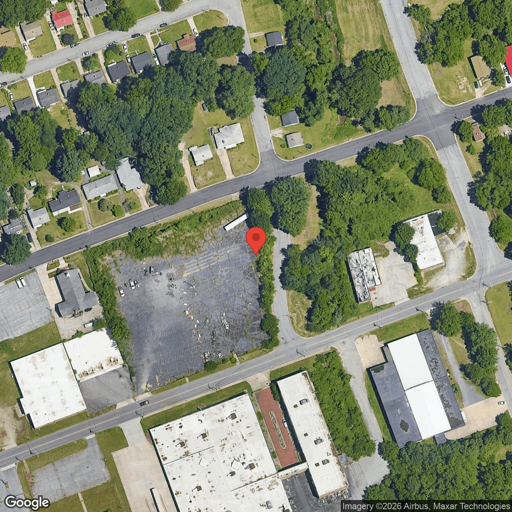 Truck parking 638 W Ward Ave, High Point, NC - 1