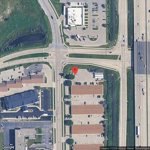 Truck parking 7221 122 Ave, Kenosha, WI - 1