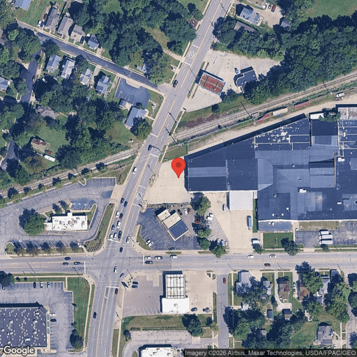 Truck parking 412 W Beecher St, Adrian, MI - 1