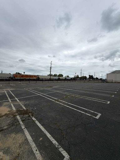Truck and Trailer parking 2068 Lapham Dr, Modesto, CA - 4
