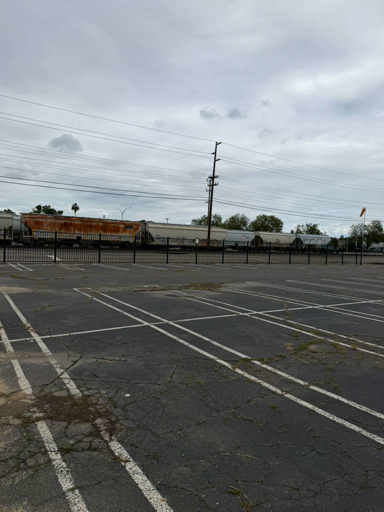 Truck and Trailer parking 2068 Lapham Dr, Modesto, CA - 5