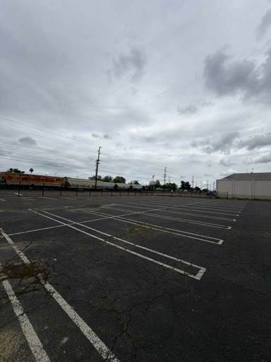 Truck and Trailer parking 2068 Lapham Dr, Modesto, CA - 6
