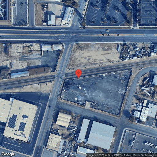 Truck parking 310 Chico St, Bakersfield, CA - 1