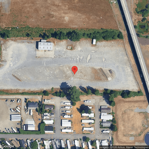 Truck and Trailer parking 24300 Pacific Hwy S, Kent, WA - 1
