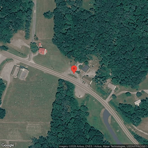 Truck parking 17400 OH-45, Wellsville, OH - 1