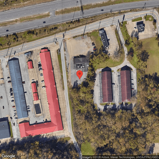 Truck parking 3706 East 7th Street, Parkersburg, WV - 1