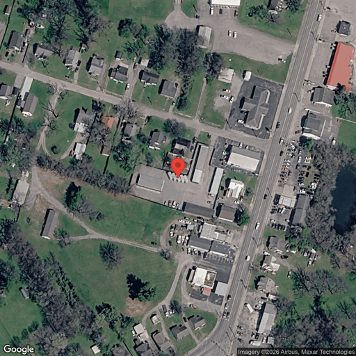 Truck parking 405 Riverview Dr, Shelbyville, TN - 1
