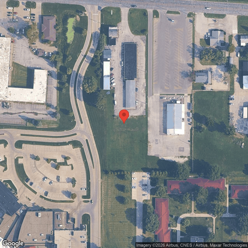 Truck and Trailer parking 2731 Mount Pleasant Street, Burlington, IA - 1