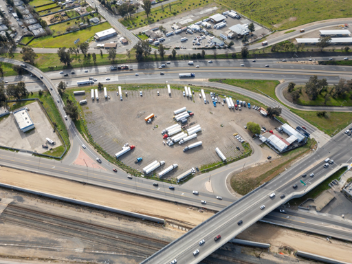 Truck and Trailer parking 4011 W Ashlan Ave, Fresno, CA - 5