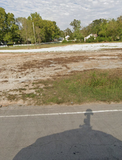 Truck and Trailer parking 4055 N Farm Rd 143, Springfield, MO - 4
